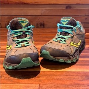 Women’s Saucony Raptor TR Trail shoes